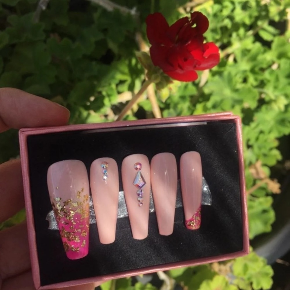 Press On Nails - image 2